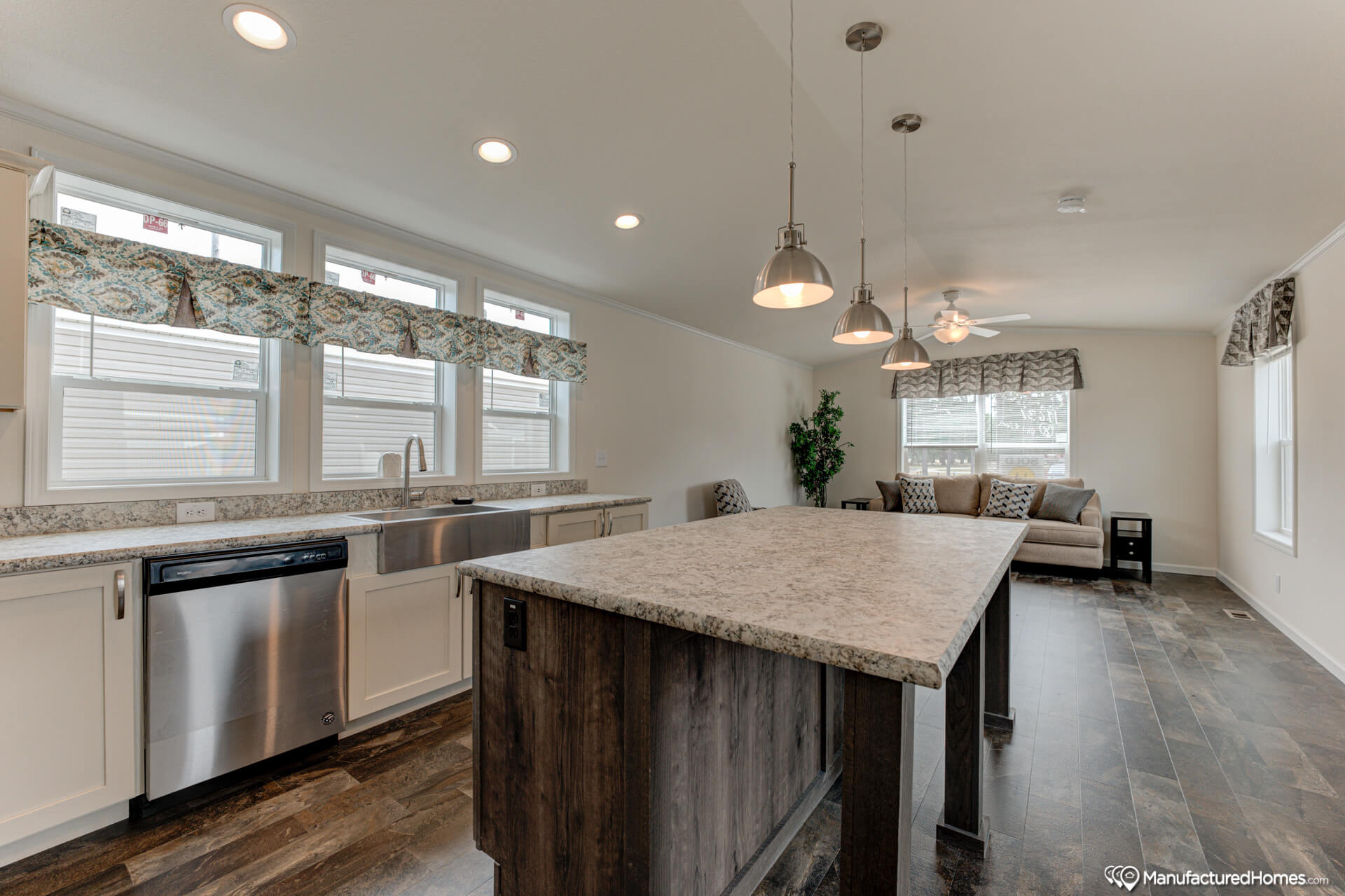 Westlake Sapphire Sapphire 1W1405V from